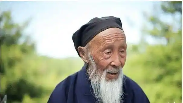 "陆地神仙"张至顺:隐居终南山长达70年,104岁羽化登仙_国家_军官_中国
