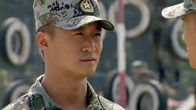 影视:何晨光成为顶级狙击手,是实力也是努力的回报-影视综视频-搜狐