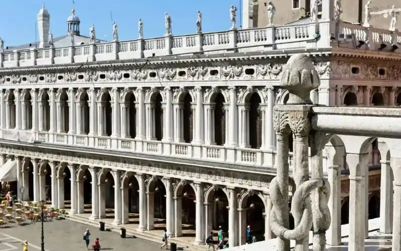 marciana library, venice圣马可图书馆,威尼斯1于是我们研究了每日