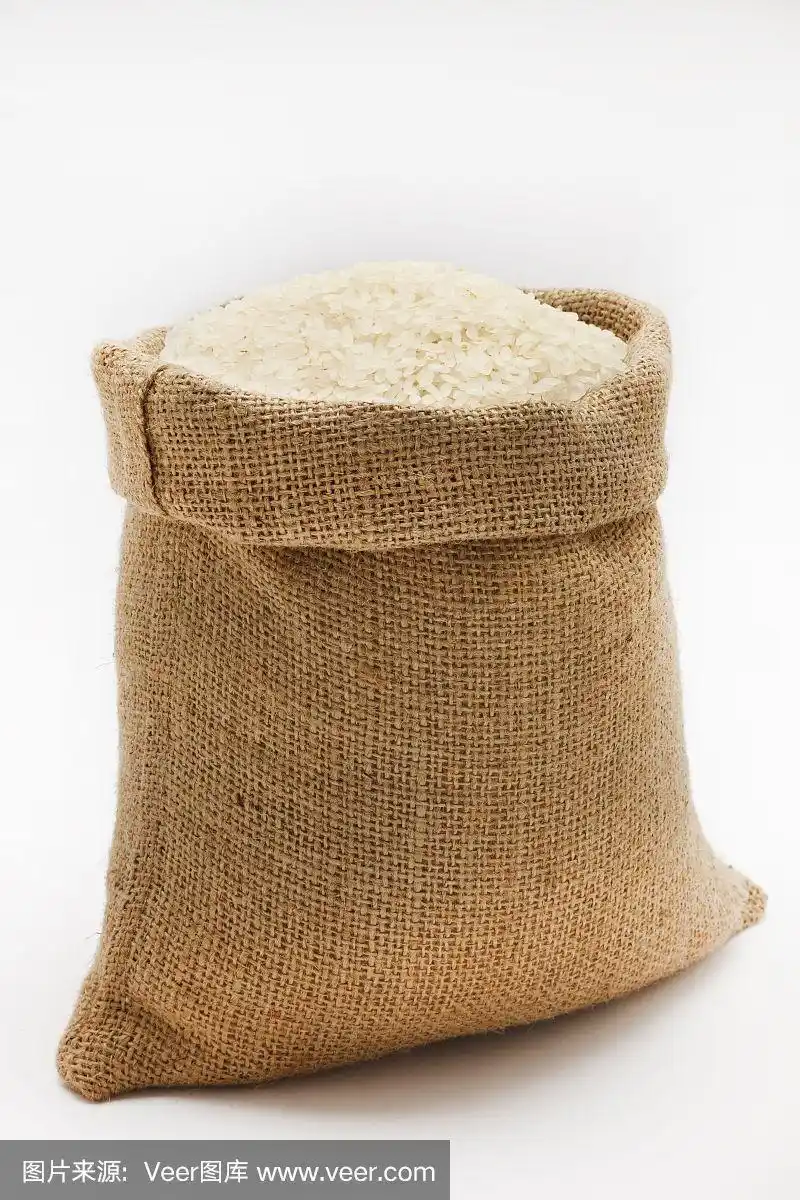 白底上的一袋大米