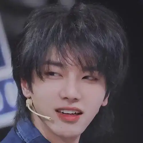 华晨宇  #华晨宇头像  姐妹们花花头像来了🌚💦💦