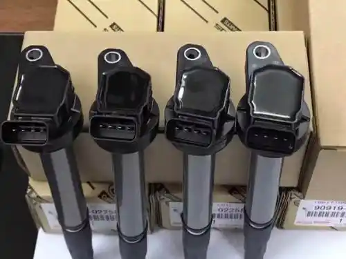 丰田 原厂凯美瑞卡罗拉花冠霸道皇冠点火线圈高压包