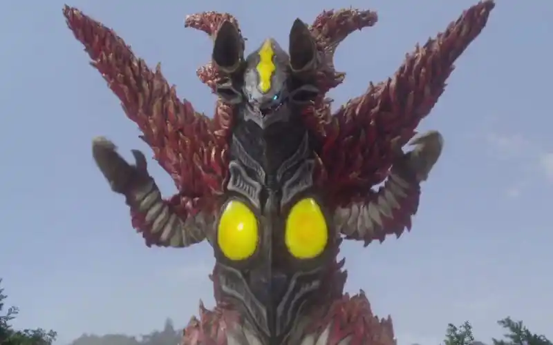 大蛇尾巴的黑暗力量将杰顿和庞顿怪兽卡片融合由伽古拉通过黑暗圆环