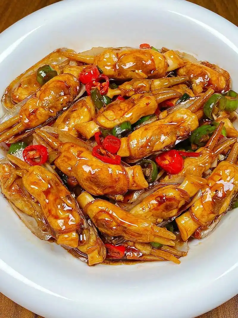 香辣炒蛏子!鲜甜嫩滑91酱汁浓郁～ 一口气炫了一盘,秒杀大 - 抖音