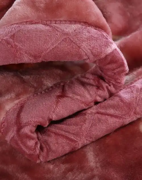 拉舍尔毛毯 溢彩署红 180*230cm