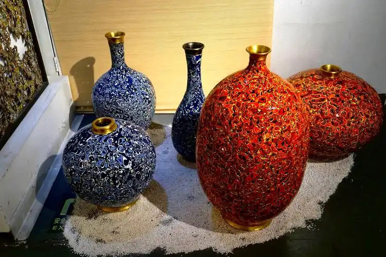 铜工艺品制作大师-朱炳仁作品展 - 美篇