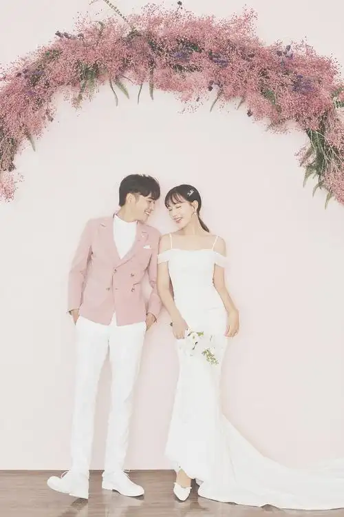 修图杜金的婚纱摄影作品《简约》