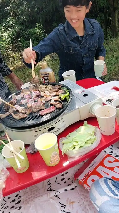 这天适合野外烤肉