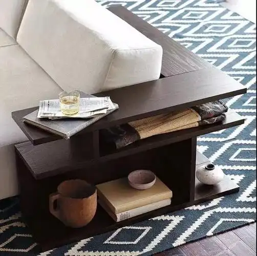 沙发旁边放矮柜 沿着沙发的靠背位置,定制一个时尚的矮柜来完成储