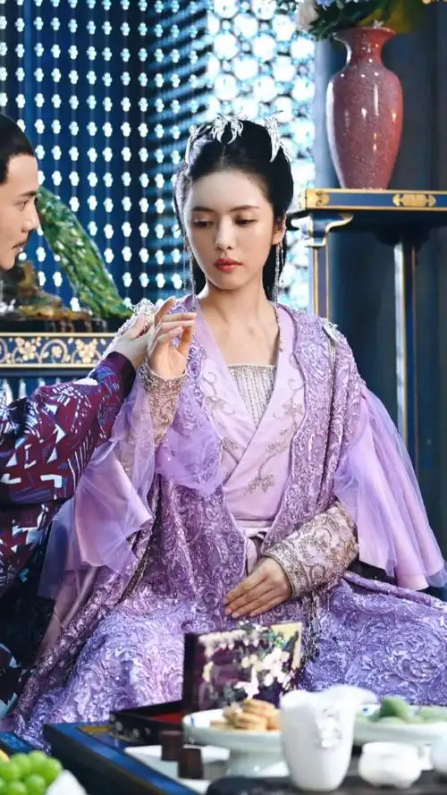 玲珑银妆蔡文静