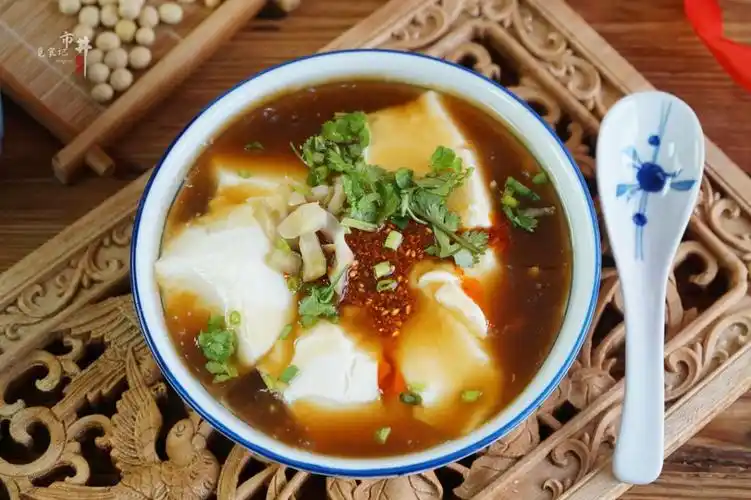 豆腐脑不用出门买一碗黄豆做3碗好吃简单早餐全家吃饱吃好