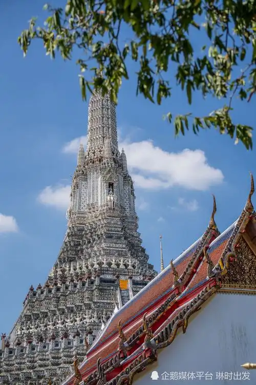 泰国必打卡景点之一:郑王庙_腾讯新闻