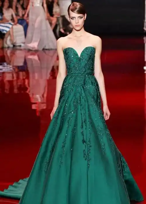 小西施艾瑟希施estherheesch