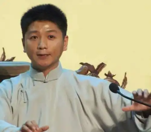 15岁出演《三毛从军记》被观众熟知,如今41岁的他,还记得吗_贾林