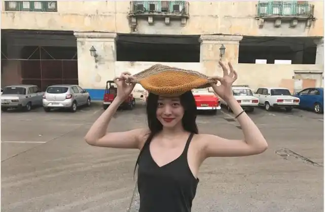 其实小编觉得,穿bra这件事是个人自由,何必盯着别人不放呢?