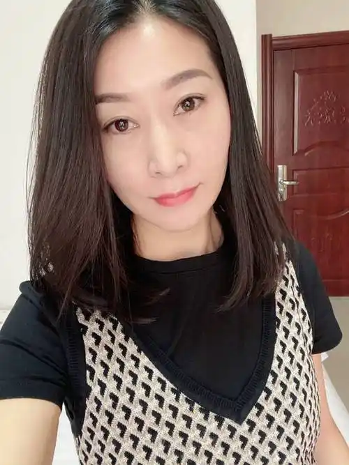 40岁离异女征婚照片(id:3444041)_北京北京征婚交友_我主良缘网