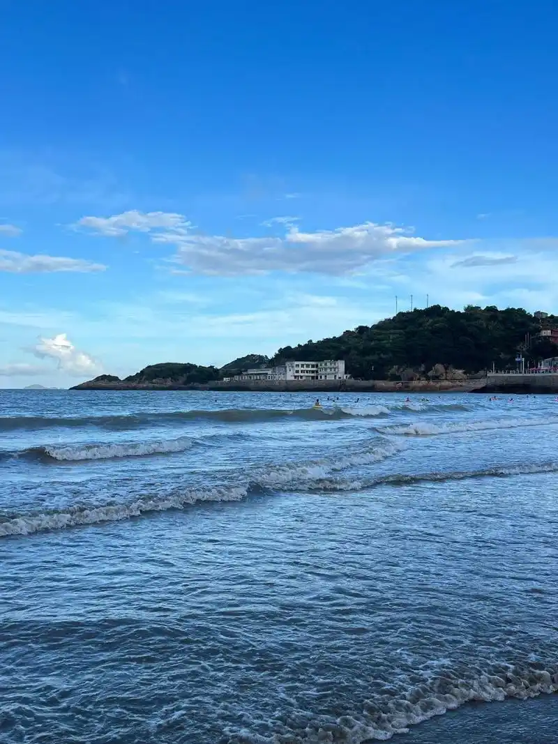台州玉环之坎门后沙 玉环的一个小众沙滩,免费的,适合夏天想去玩水的