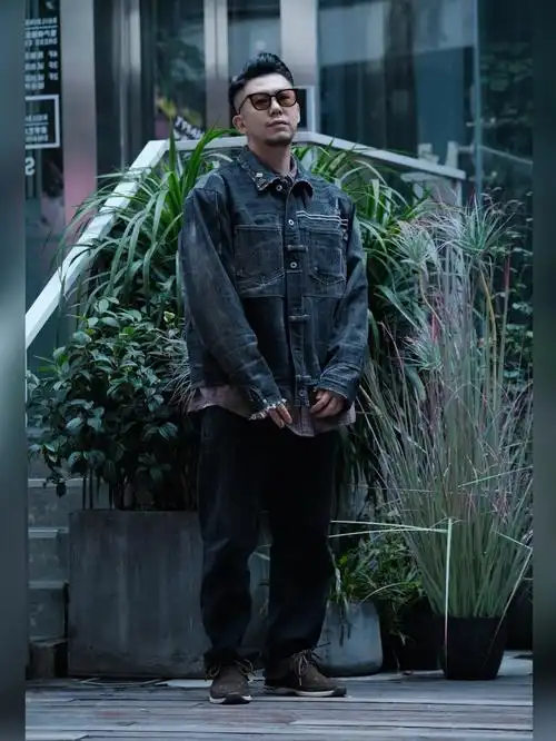 recycle nbhd98:carhartt90:vintage levis 50199:visvim fbt