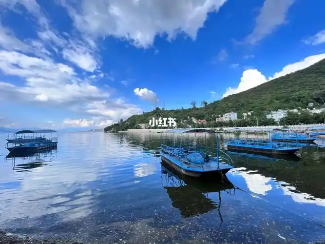 云南抚仙湖心情blue