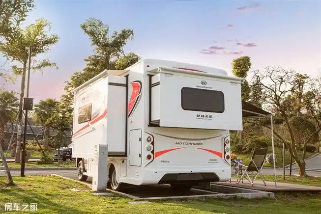 双拓大空间外置洗衣机闲适静谧金冠格林卡诺d型房车