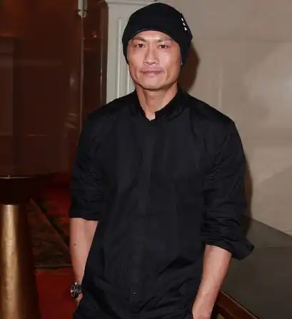 【图】黄德斌演变态面具杀人魔超吓人 绿叶型男演技出众夺男配