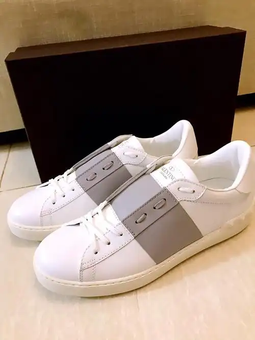 好看valentino华伦天奴男鞋sneaker小白鞋