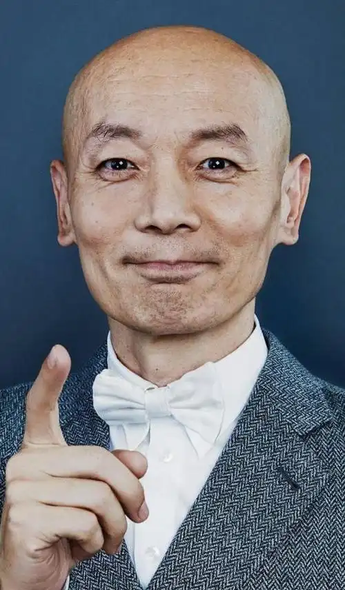 妹妹远在美国父母也已离世如今66岁无儿无女的葛优如何了