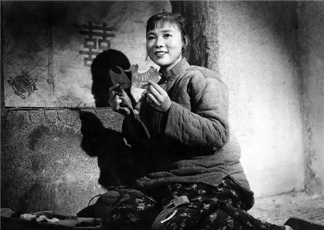 四史教育电影课丨从歌剧舞台走上大银幕电影白毛女上映70周年