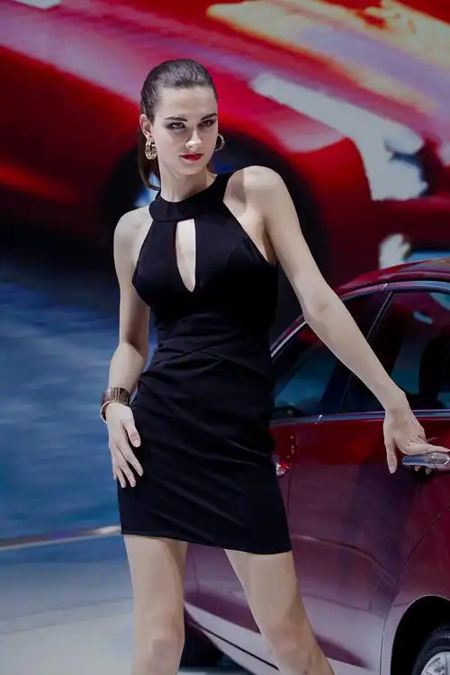 2013广州车展之奔驰车模