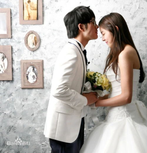 我们结婚了第二季cp牛奶焦糖夫妇甜蜜结婚照show