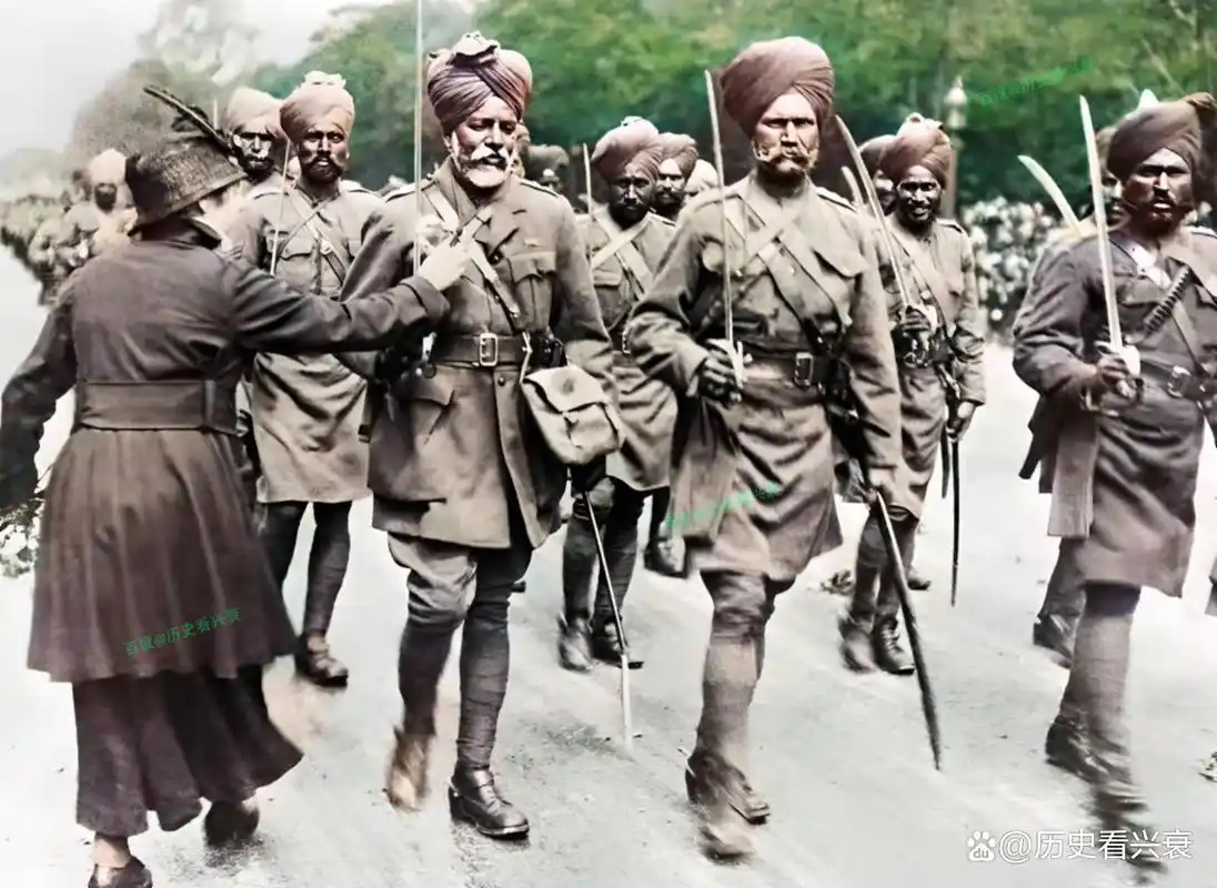 老照片:第一次世界大战中的印度士兵,1915年繁忙的纽约街头