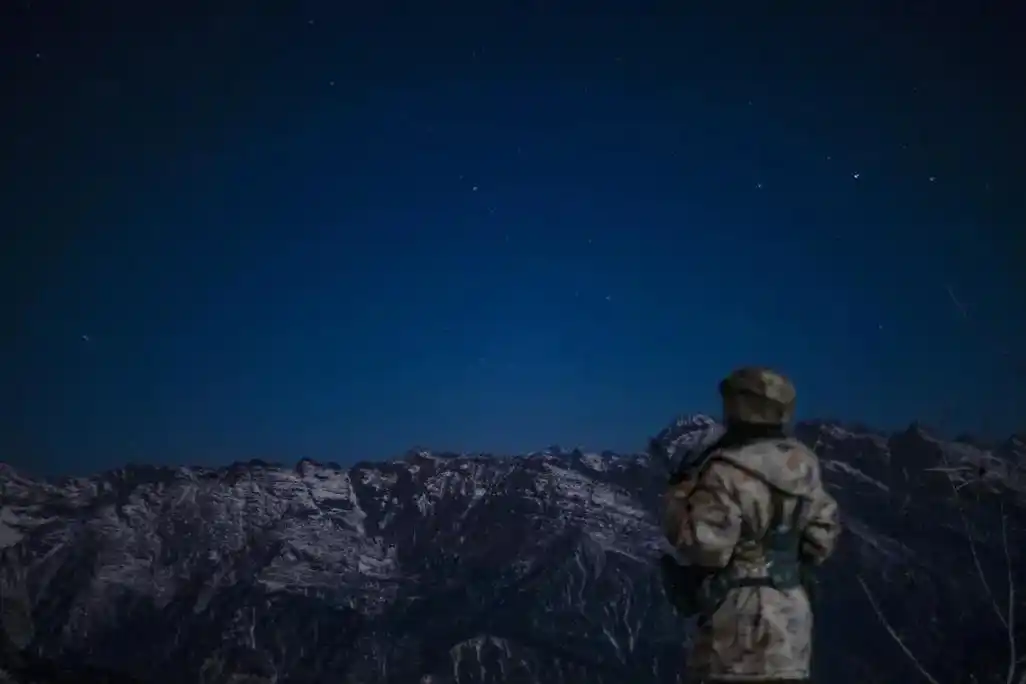 放假不放制度,时刻处于战备状态#军旅壁纸 #退伍不褪色 #军 - 抖音