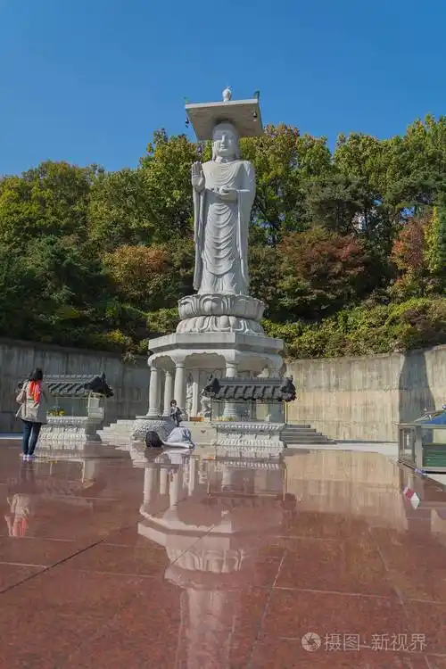 在韩国首尔奉恩寺寺