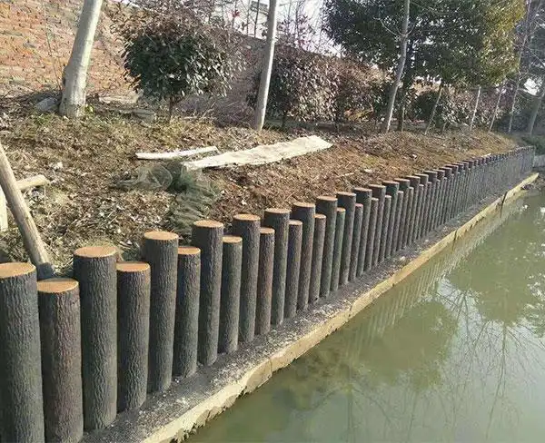 绿化支撑杆报价 山东绿化支撑杆 宣城克飞河道木桩