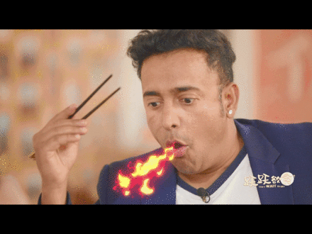 仅仅一口下去,这颗星球的两位吃辣担当便直接陨落……罗宇豪在吃下龙