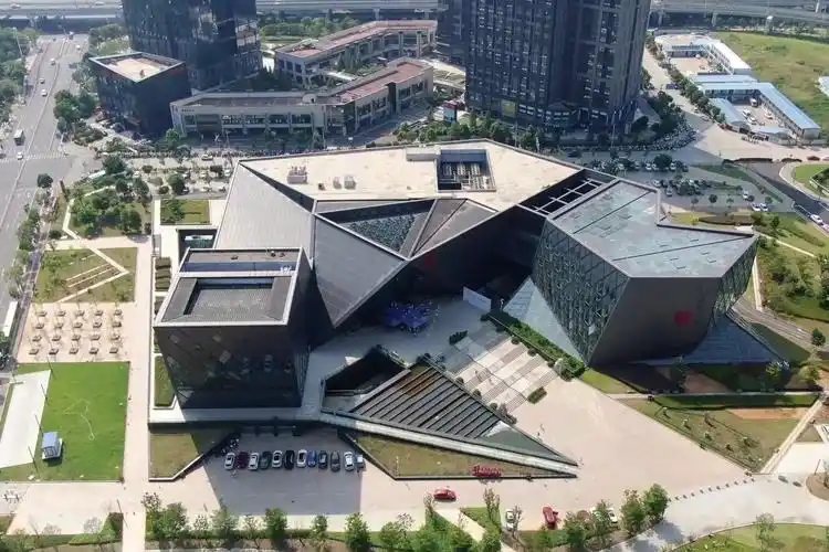 换个姿势,一起云游赣州市博物馆,足不出户,博览世界!