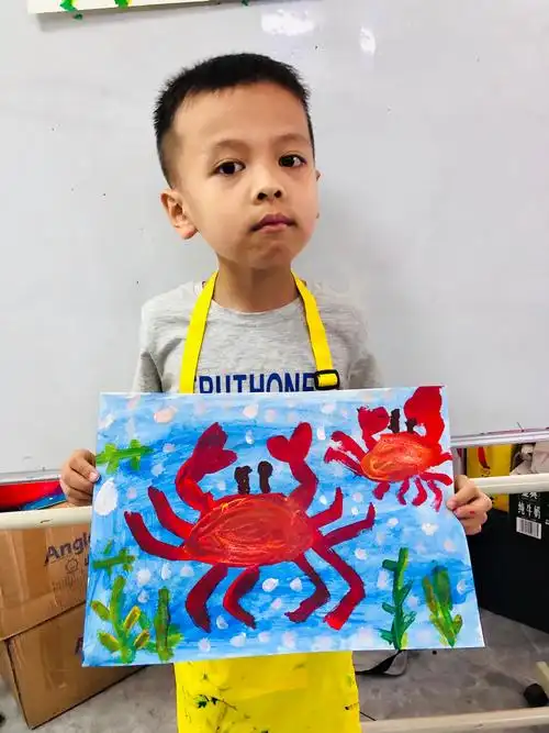 2020年第二学期儿童创意水粉画第二节《金秋螃蟹》