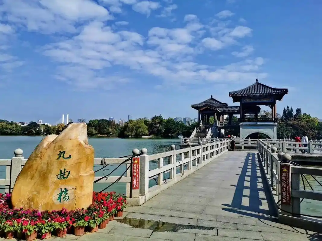 惠州西湖由西湖景区和红花湖景区组成,总面积20.91平方公里 - 抖音