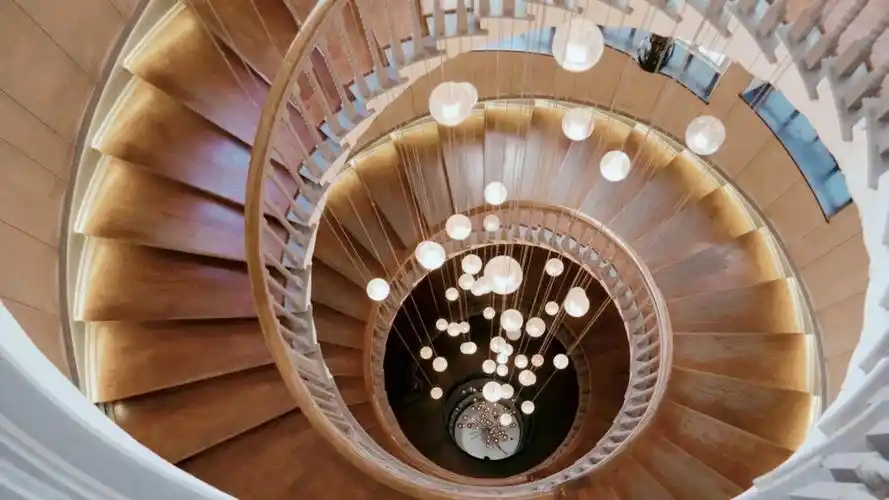 装修灵感库:网红旋转楼梯设计参考