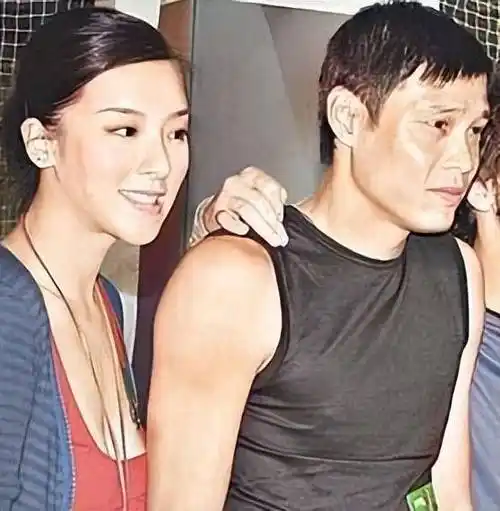 "三婚"时娶小17岁老婆的范志毅,总算是走到今天这一步_李倩_的足球