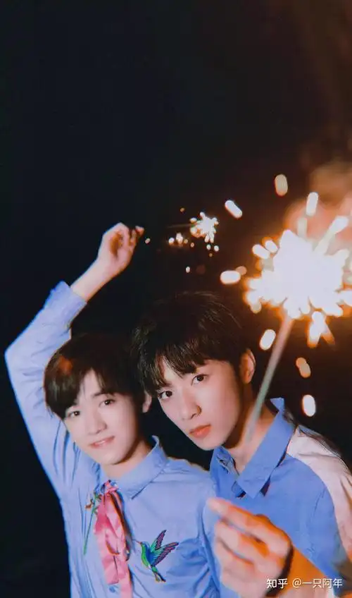 想问问时代少年团成员的cp有哪些推荐? - 知乎