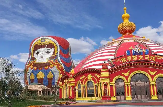 内蒙古 满洲里俄罗斯套娃广场