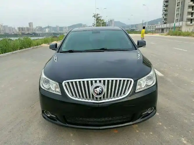 【泉州】2009年10月 别克 君越 2009款 2.4l豪华版 自动档