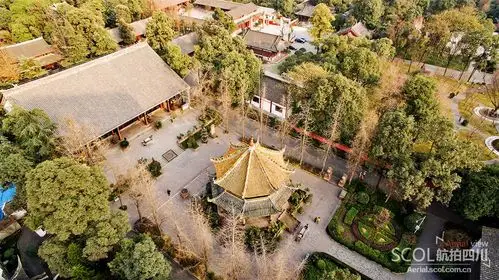 鸟瞰川西第一道观青羊宫