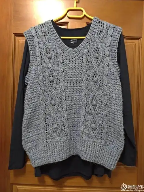 手工毛线编织多款宝宝背心附图解针织作品时尚流行的80款坎肩背心编织