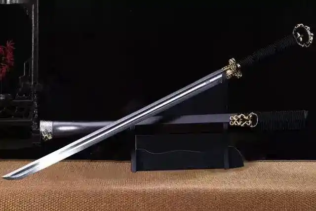 中国历史上出现的几款极致名刀,一把当时杀伤力最强,一把闻名中外