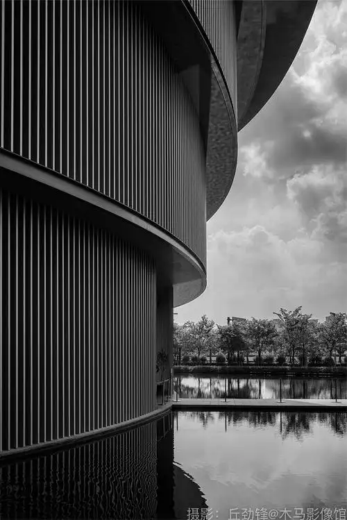 黑白影调下的"和美术馆"——安藤忠雄设计作品|摄影|环境/建筑摄影|丘