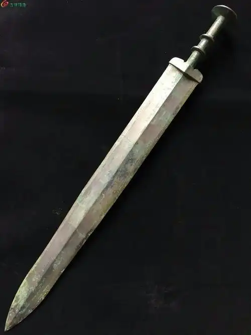 [欣赏] 战国收藏级青铜宝剑一尊北方坑