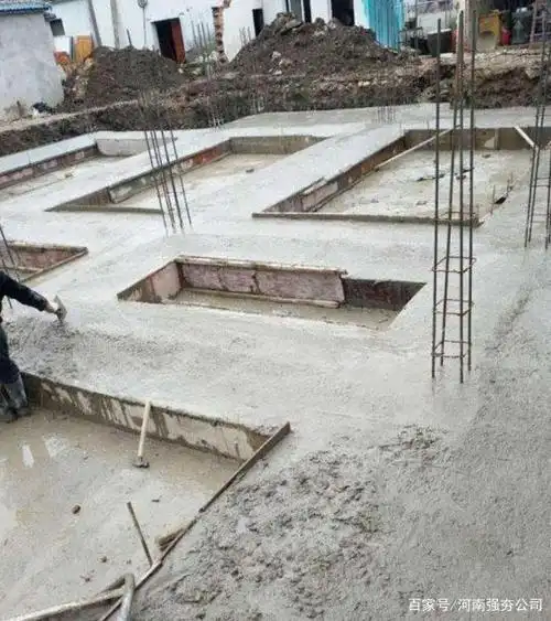 科普:为什么农村盖房,打地基需要打桩?