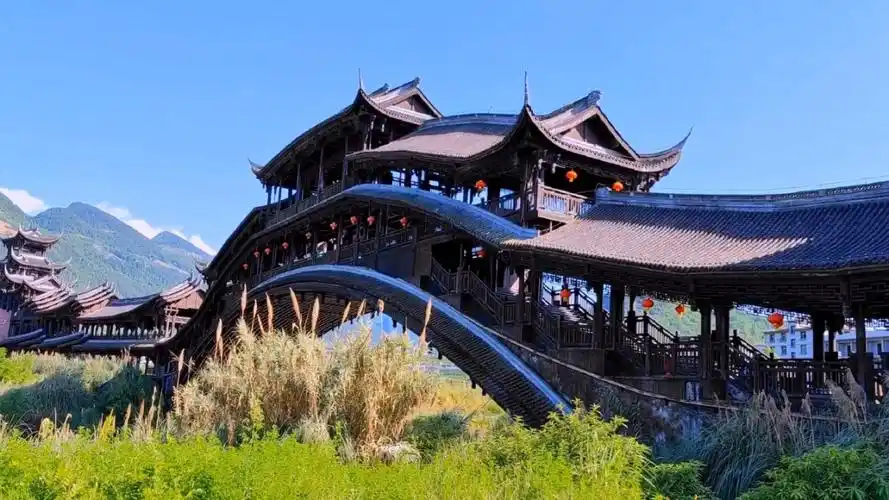 黔江濯水古镇风雨廊桥